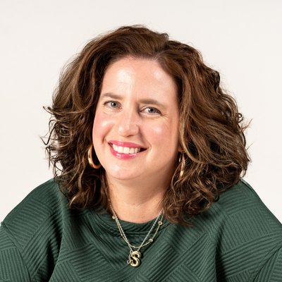 Dr. Steffie Tomson